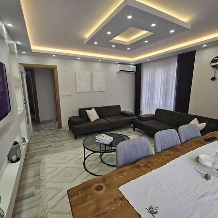 Havalimanina 10 Dakika Uzaklikta Aile Evi Διαμέρισμα